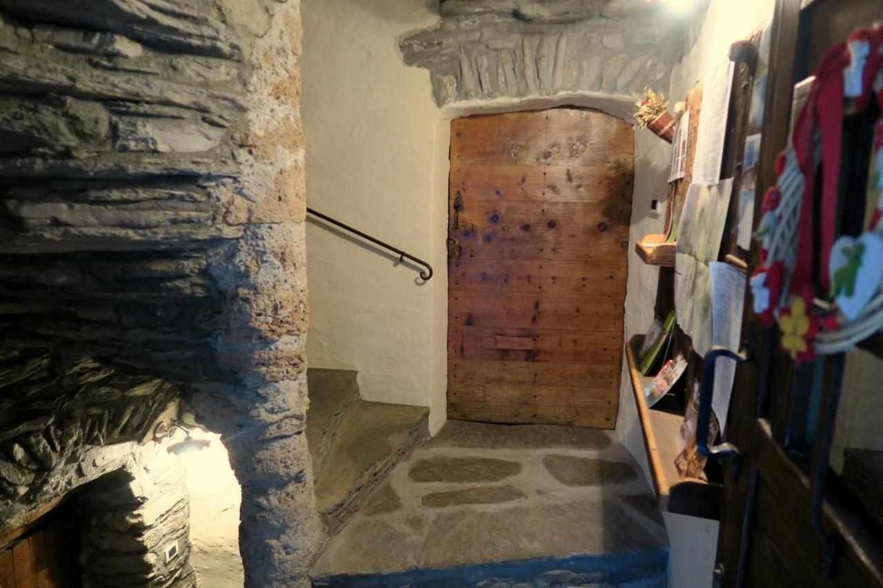 Romantica Suite Con Vasca Idromassaggio Aosta Eksteriør billede
